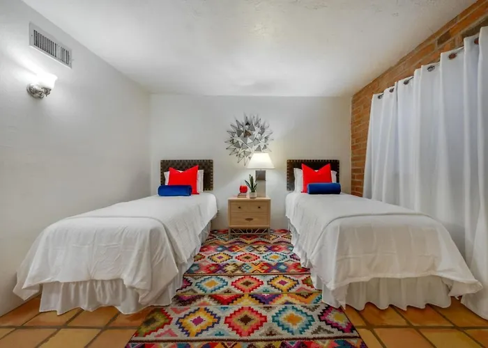 Sam Hughes, U Of A, 3 Bedroom 2 Ba, Carport, Fenced * Tucson